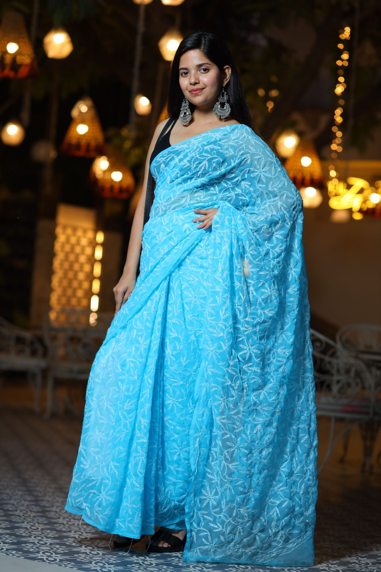 handcrafted chikankari saree, chikankari saree, lucknowi chikankari saree, handmade saree, lucknow