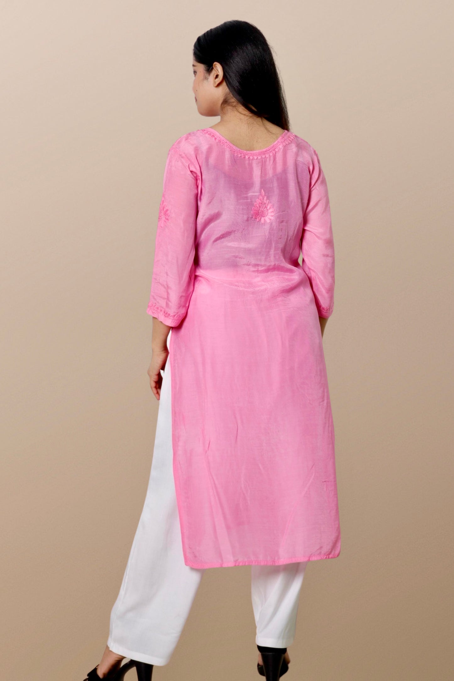 Hand Embroidered Chanderi Chikankari Kurta Pink