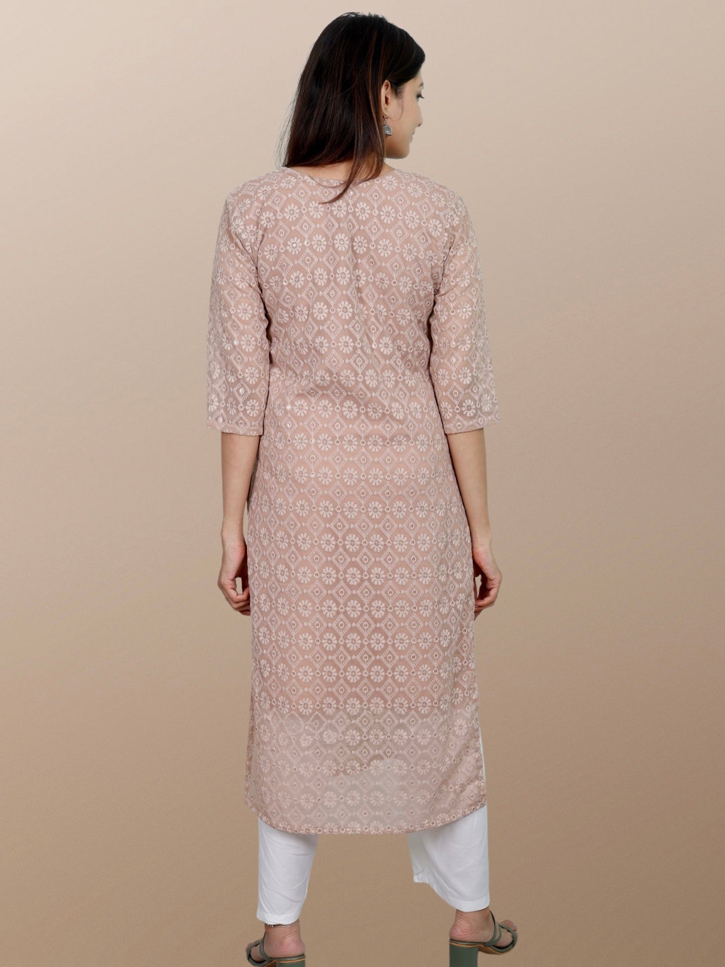 Plus Size Chikan Embroidery Kurta with Attached Slip