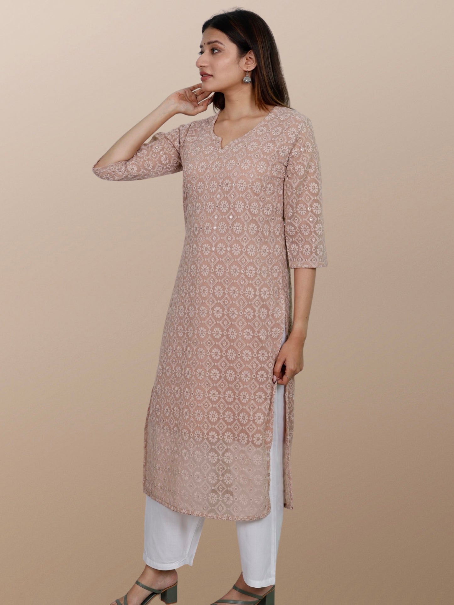 Plus Size Chikan Embroidery Kurta with Attached Slip