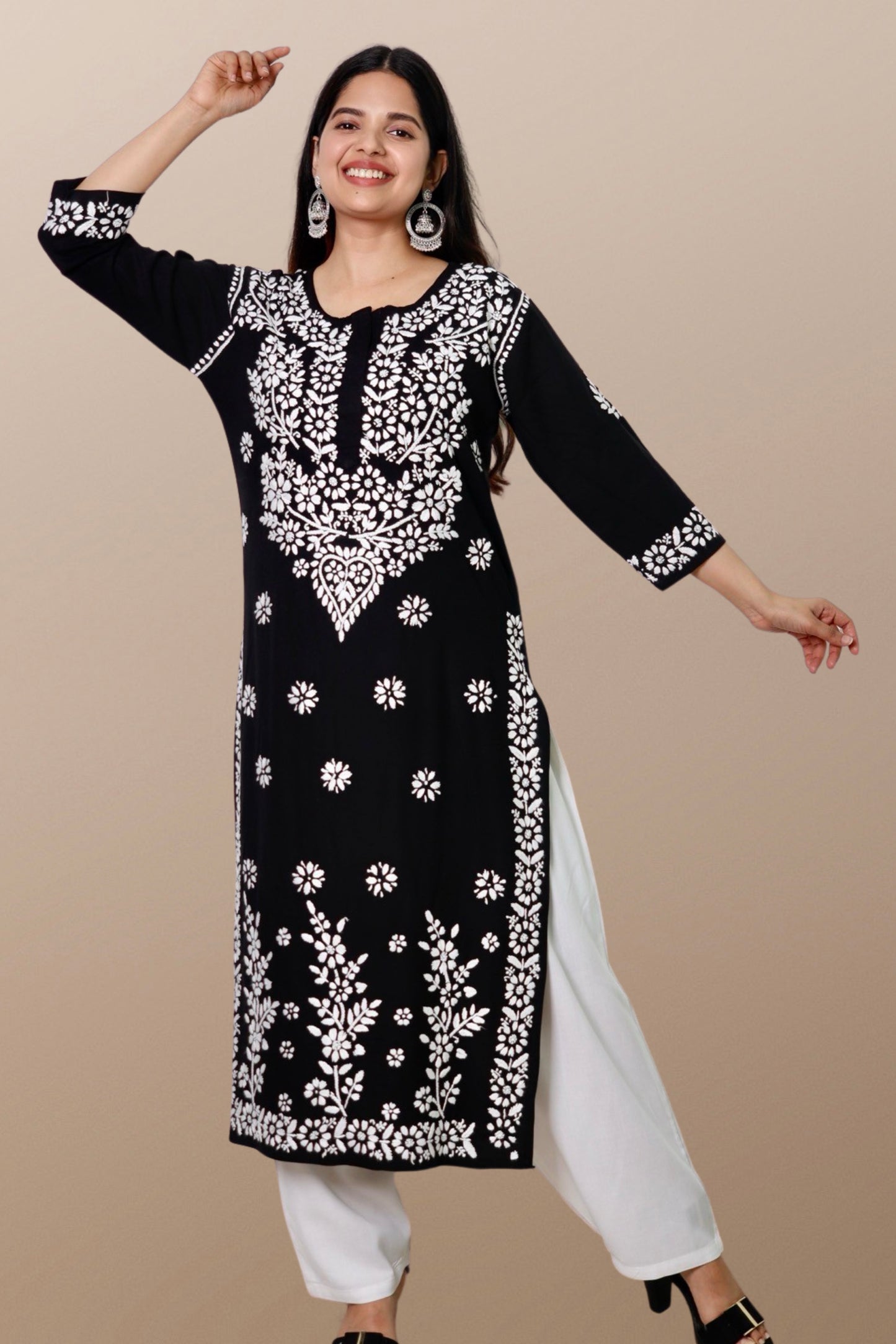 Hand Embroidered Lucknowi Chikankari Kurta Black