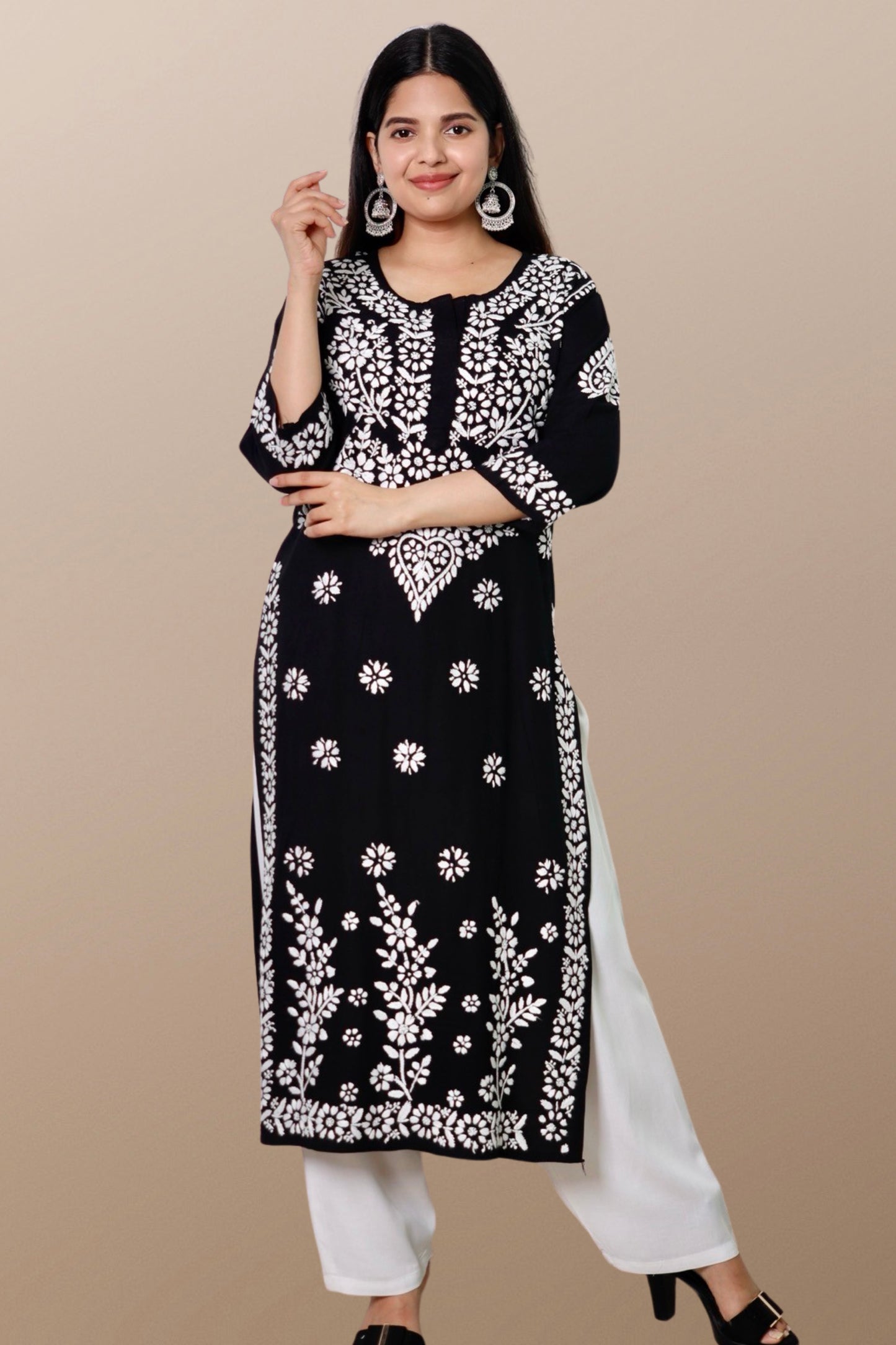 Hand Embroidered Lucknowi Chikankari Kurta Black