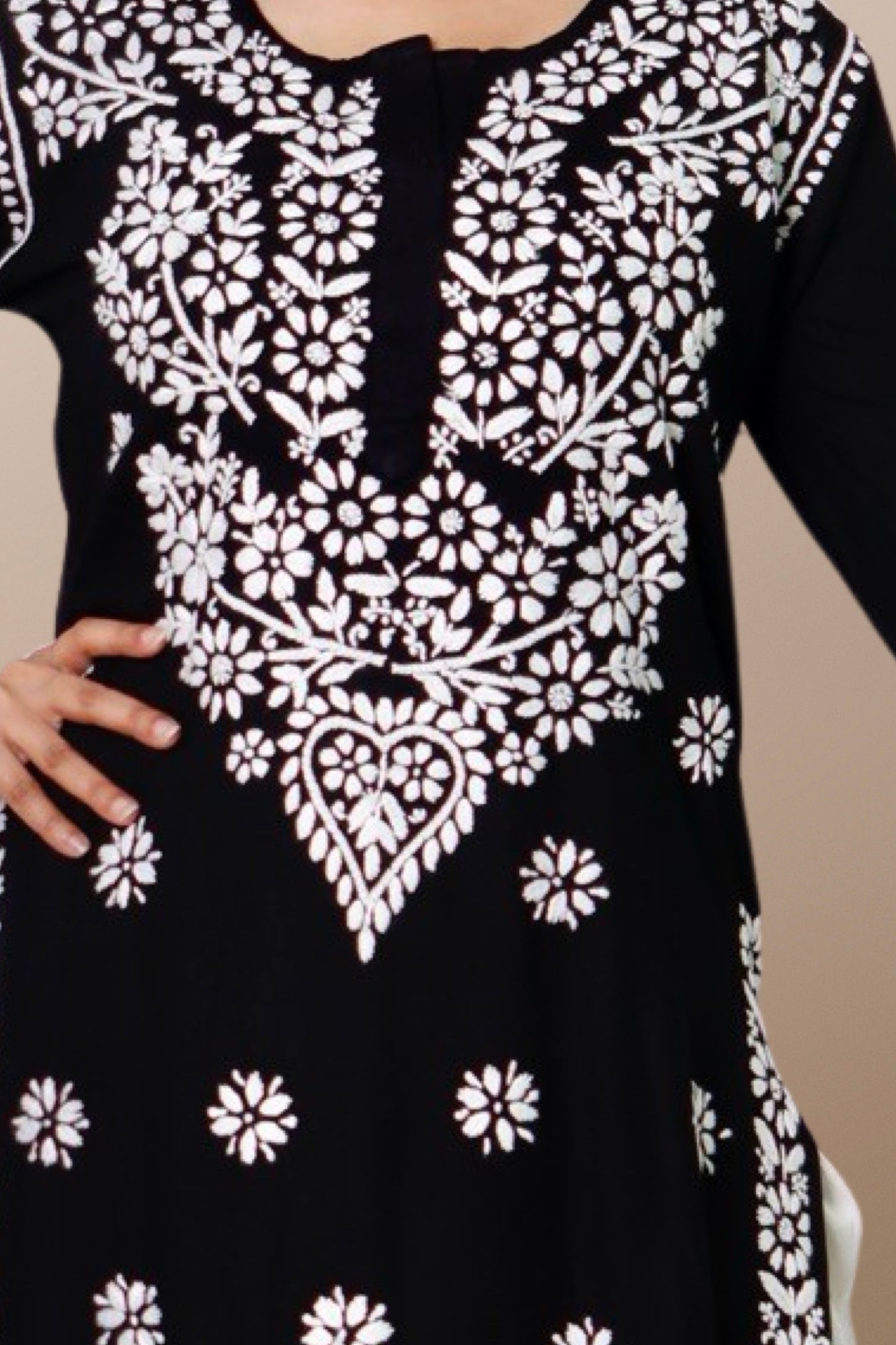 Hand Embroidered Lucknowi Chikankari Kurta Black