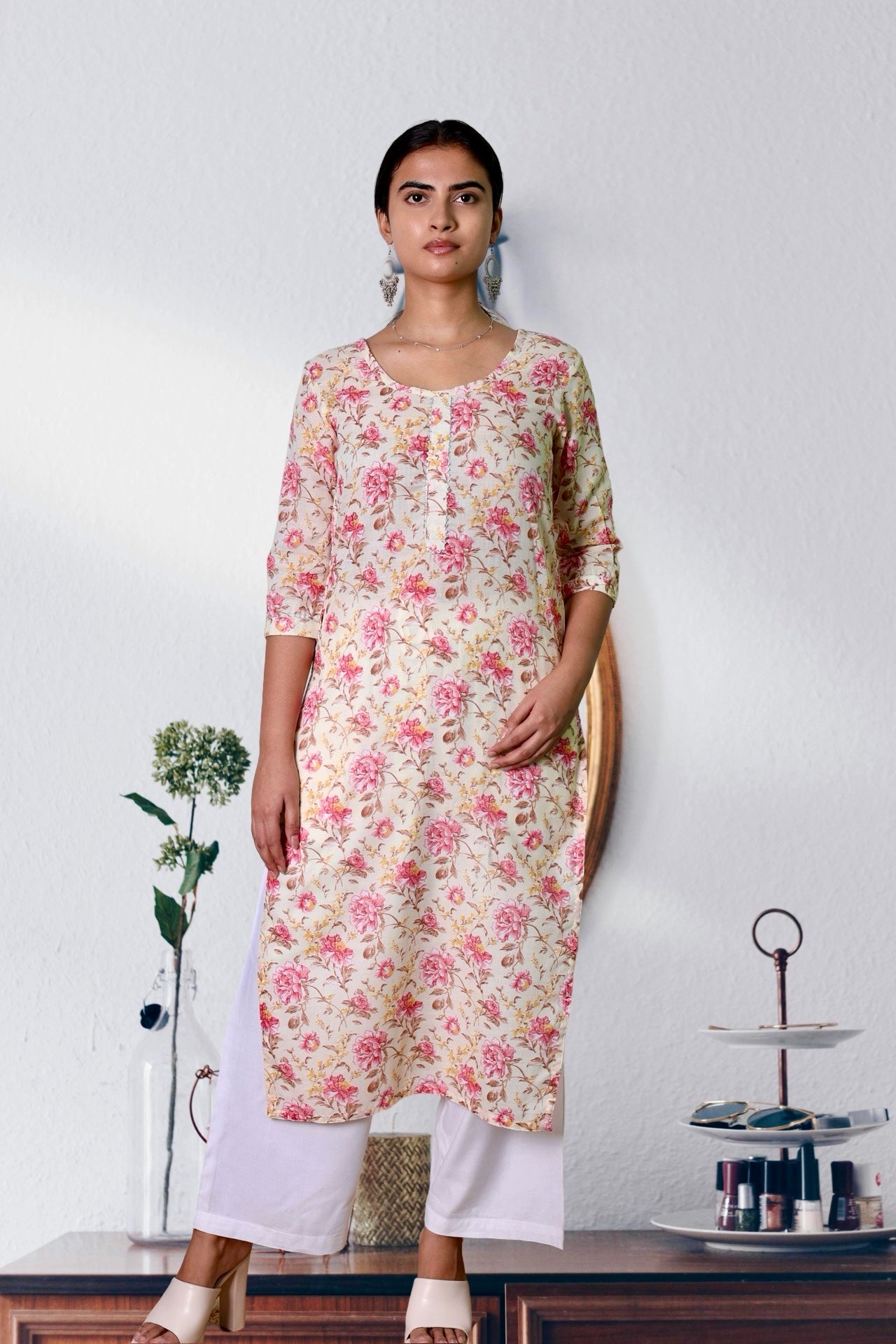 Plus size Kurta/kurti XXS-34, XS-36, S-38, M-40, L-42, XL-44, XXl-46, 3XL-48, 4XL-50, 5XL-52, 6XL-54, 7XL-56, 8XL,-58 9XL-60, 10XL-62, 11XL-64, 12XL-66, 13XL-68, 14XL-70, 15XL-72